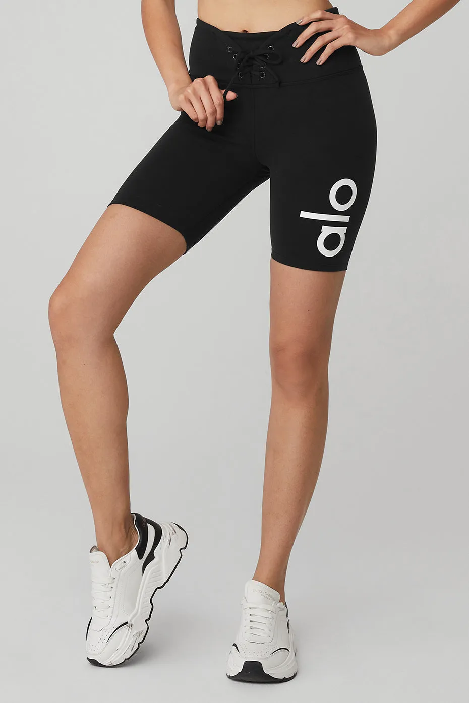 7" Yogi Lace Up Short - Black/White