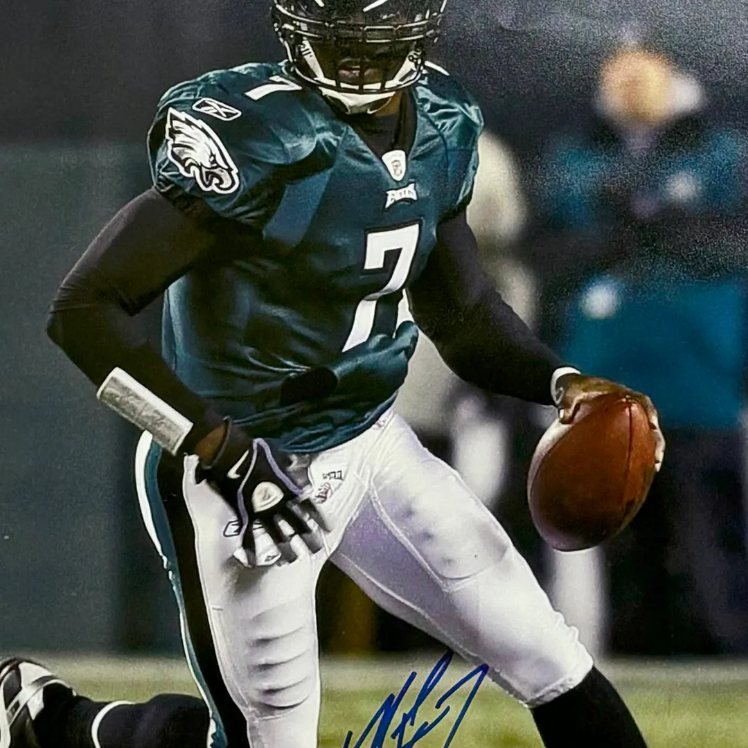 Michael Vick  Signed Philadelphia Eagles Framed 16x20 Photo